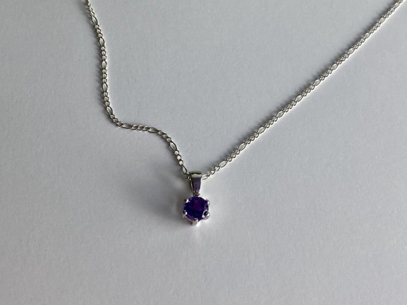 925 Sterling Silver Iolite Chain With Pendant
