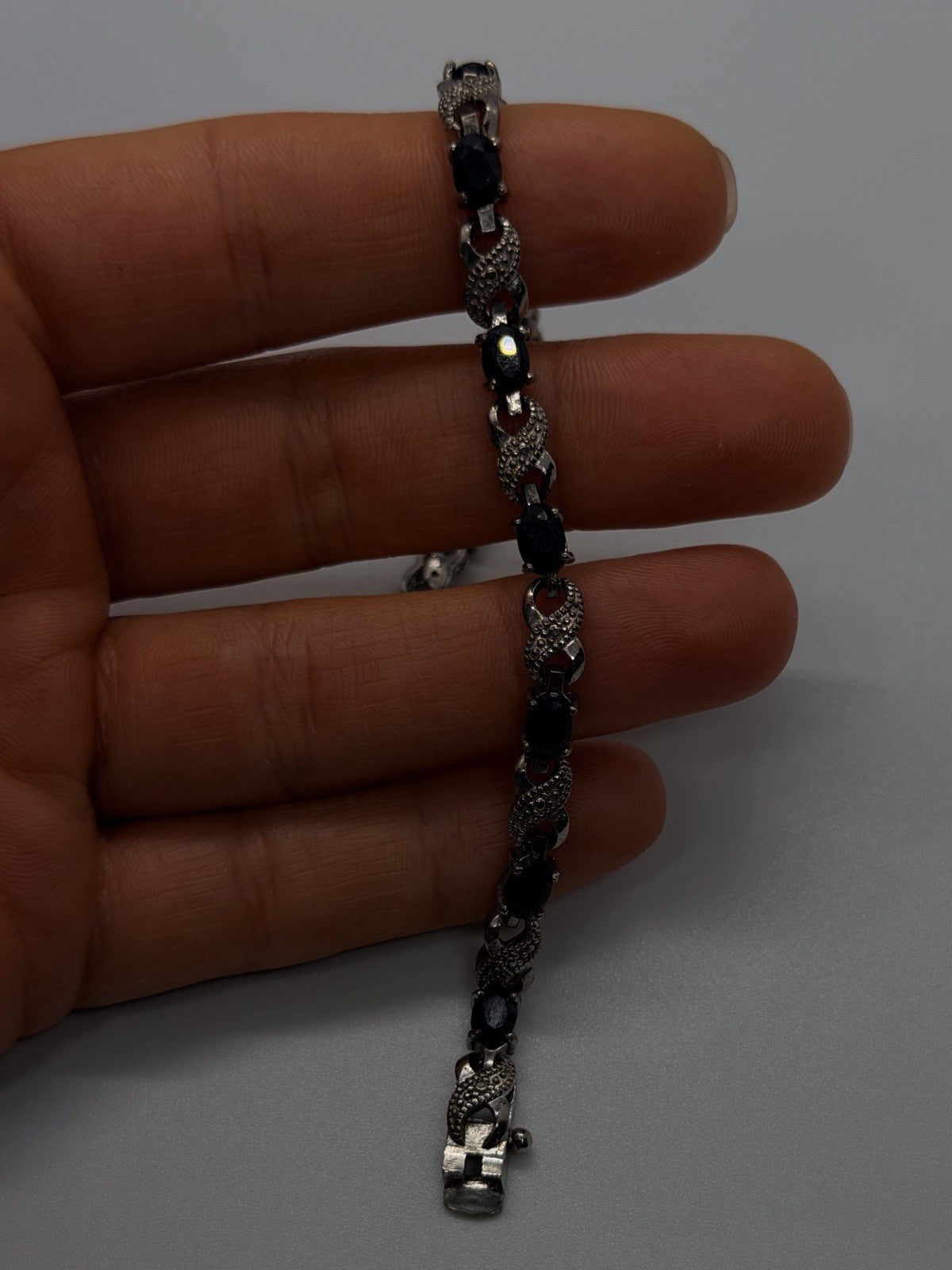 925 Sterling Silver Sapphire Infinity Link Tennis Bracelet Size 8