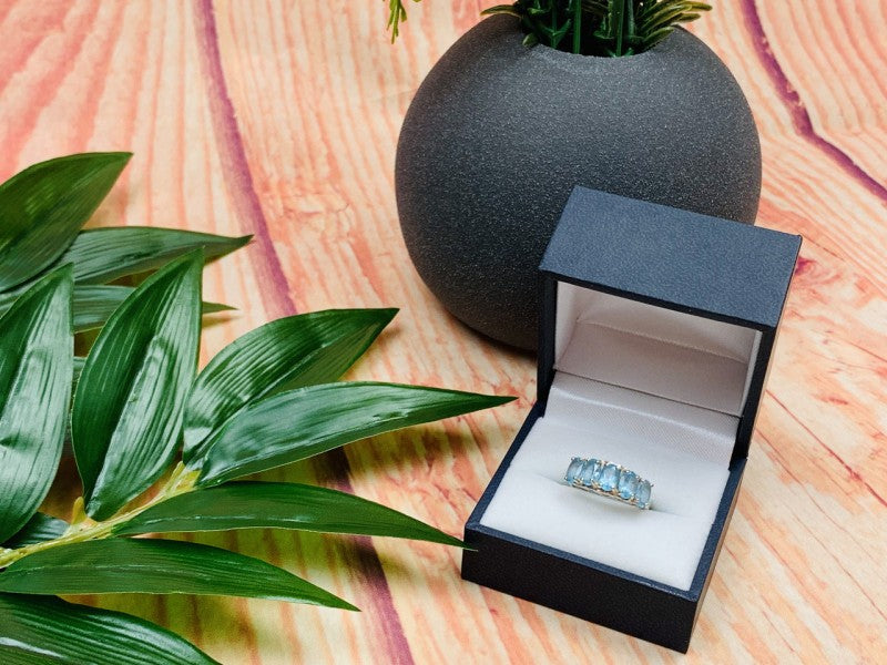 925 Sterling Silver Blue Spinel Ring Size 6.5