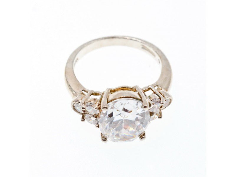 925 Sterling Silver CZ Ring Size 9