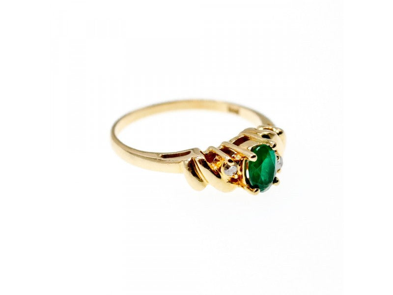 14K Yellow Gold Emerald & Diamonds Ring Size 8
