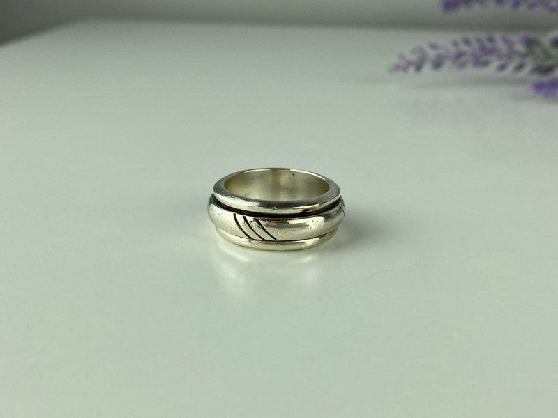 925 Sterling Silver "Spinner" Ring Size 6.5