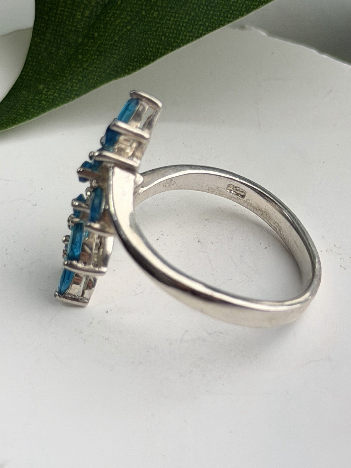 925 Sterling Silver Blue Topaz Ring Size 8