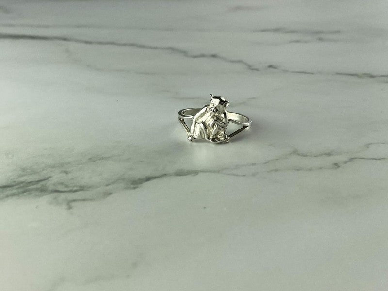 925 Sterling Silver "Monkey With a Child" Ring Size 7.5