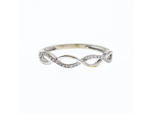 10K White Gold Diamonds Ring Size 7