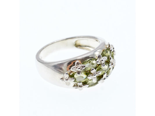 925 Sterling Silver Peridot Ring Size 7
