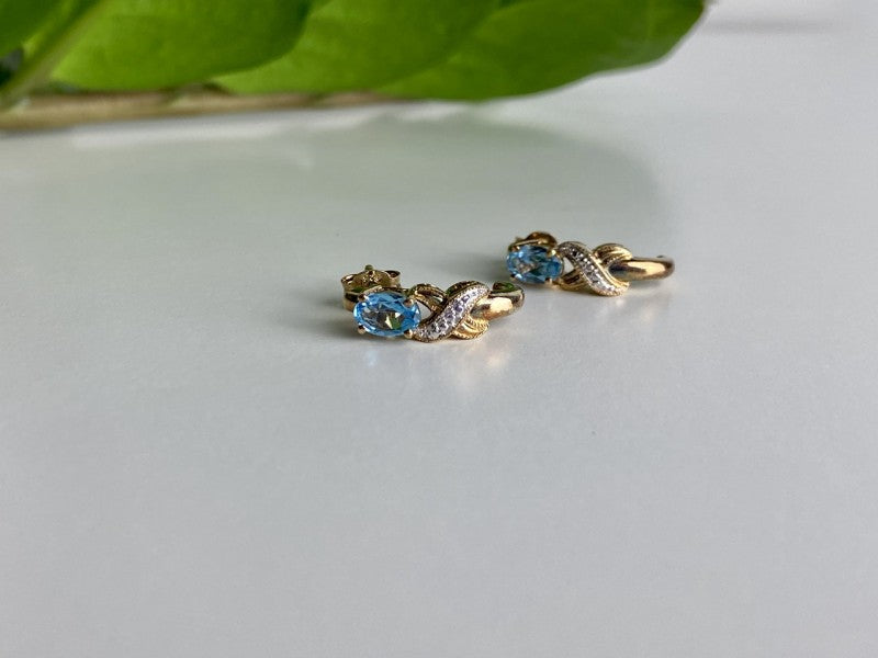 925 Sterling Silver Gold Plated Topaz Stud Earrings