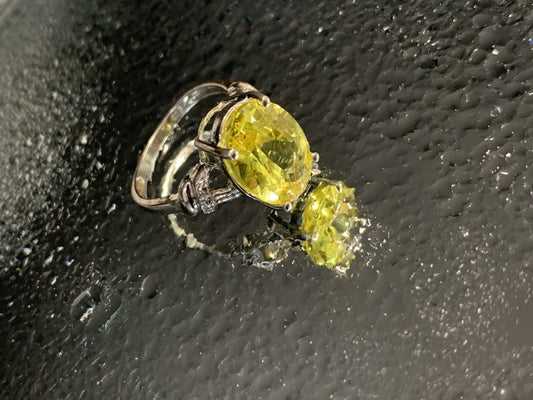 925 Sterling Silver CZ Ring Size 6.5
