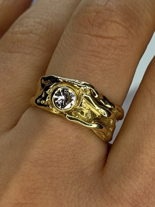 18K YELLOW GOLD DIAMOND 0.60 CARATS RING SIZE 7.5