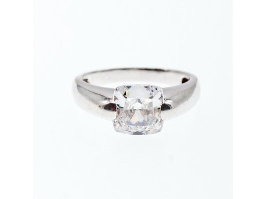 925 Sterling Silver CZ Ring Size 6.5
