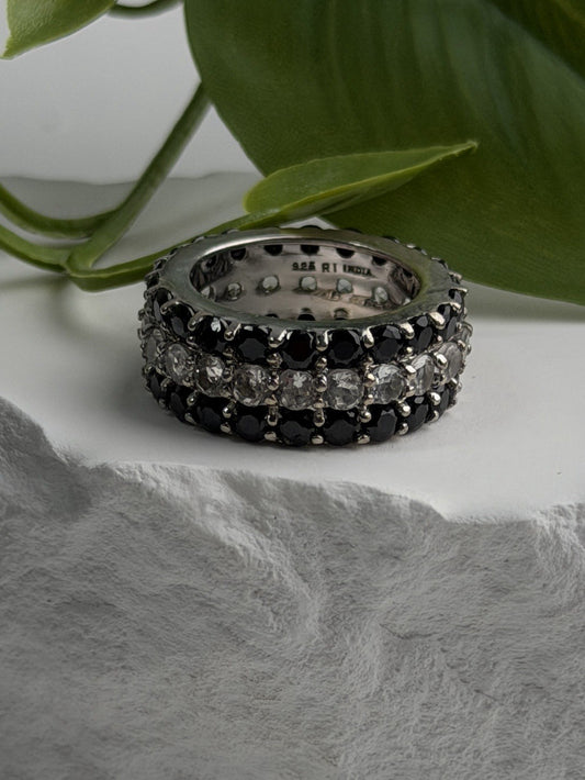 Vintage 925 Sterling Silver Black Spinel & White Topaz Eternity Band Ring Size 7
