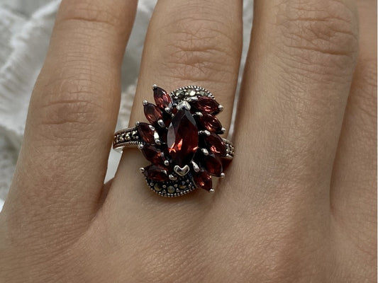 925 Sterling Silver Spessartine & Marcasites Ring Size 6.5