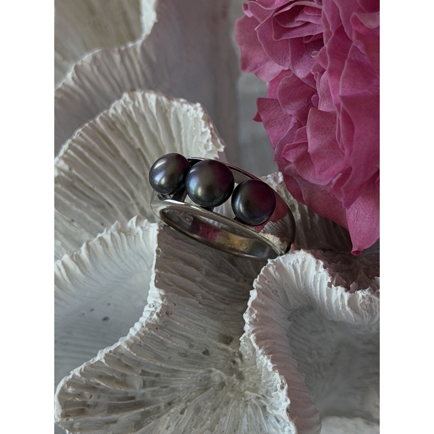 925 Sterling Silver Black Pearl Ring Size 9