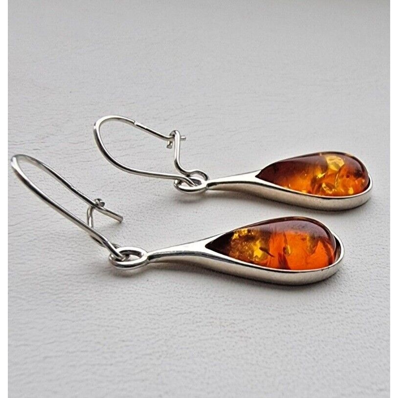 VINTAGE 925 STERLING SILVER NATURAL BALTIC 15x8 mm. AMBER TEARDROP EARRINGS AT