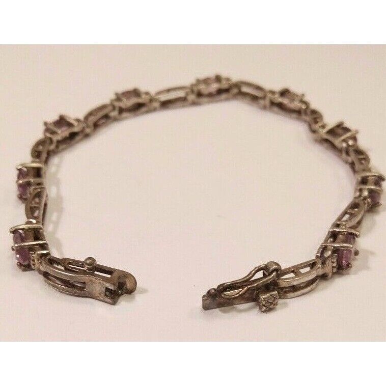 ELEGANT STERLING SILVER 4.5 CARAT AMETHYST LINK BRACELET. SKY