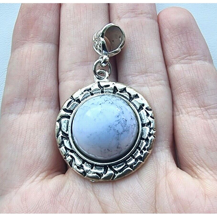 925 STERLING SILVER HOWLITE CABOCHON  PENDANT AT