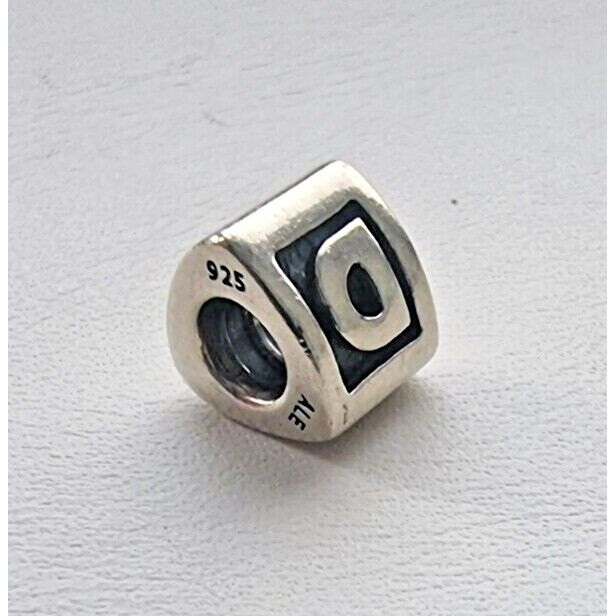 PANDORA AUTHENTIC LETTER D 925 STERLING SILVER RETIRED CHARM 790323D AT