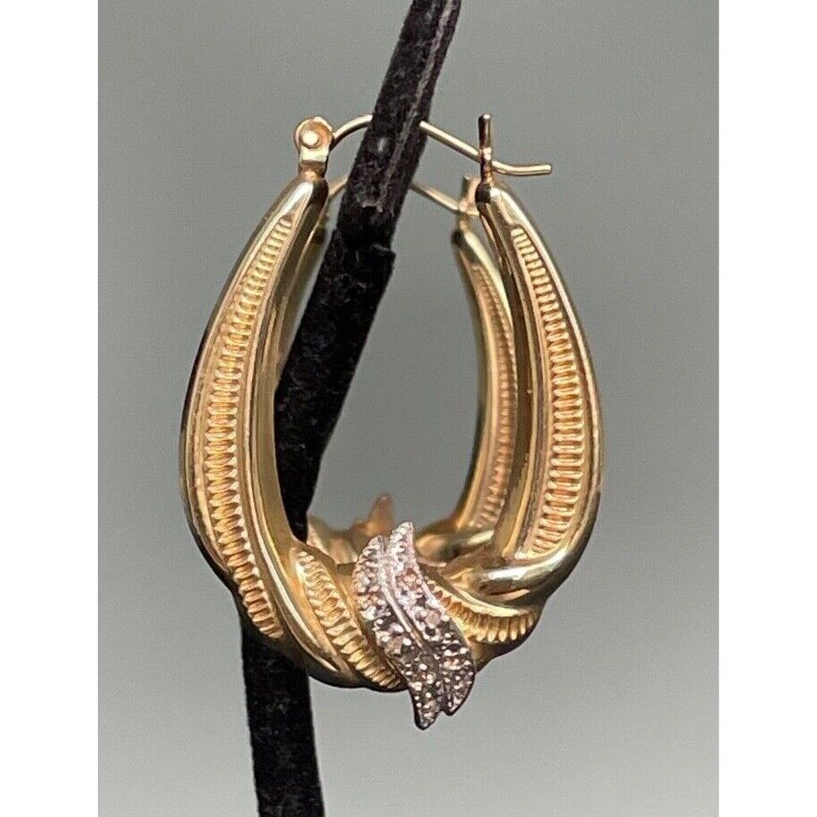 ORNATE YELLOW GOLD AND DIAMOND  HOOP EARRINGS SKY