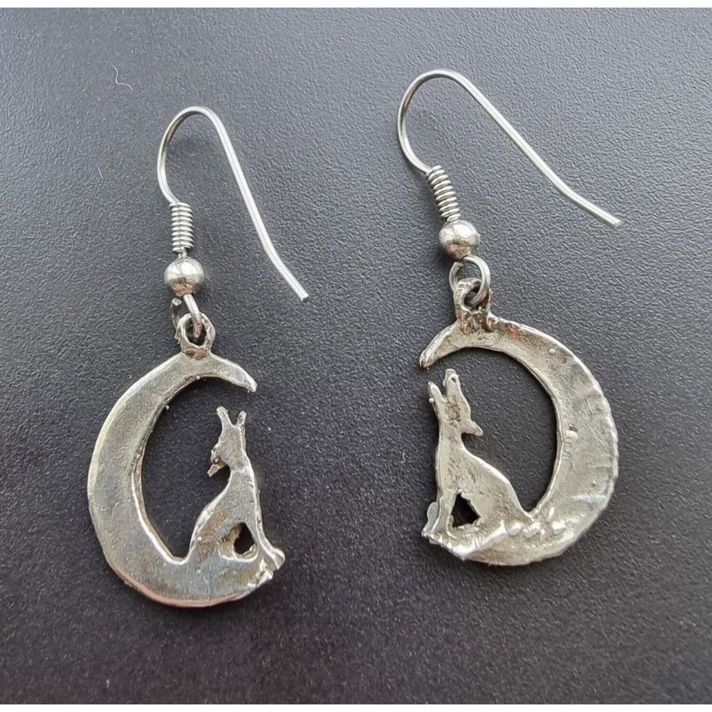 925 STERLING SILVER VINTAGE HOWLING WOLF HALF CRESCENT MOON EARRINGS AT