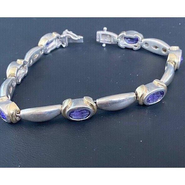 FINE QUALITY 925  STERLING SILVER & VIOLET  CZ'S BRACELET SKY