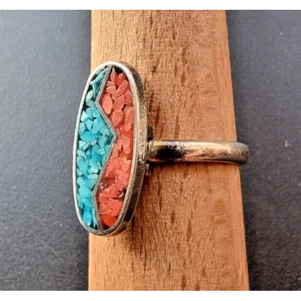 925 STERLING SILVER TURQUOISE AND CORAL RING SIZE 5.75 AT