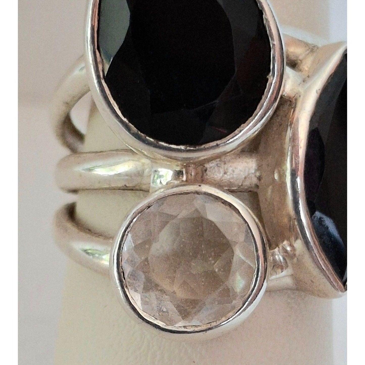 925 STERLING SILVER NEAR COLORLESS AQUAMARINE AND BLACK TOURMALINE RING SIZE SKY