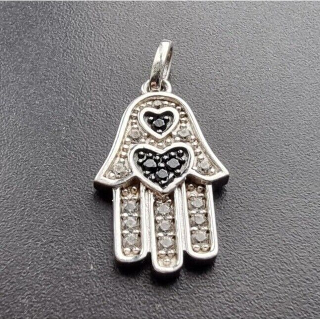 YGI 925 STERLING SILVER HAMSA BLACK ONYX HEARTS PENDANT AT