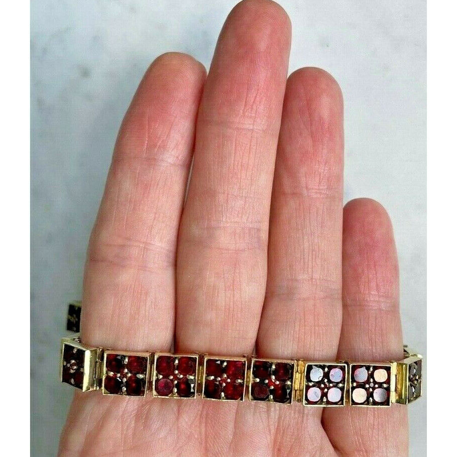 STUNNING 14K YELLOW GOLD GARNET BRACELET 25.8 GRAMS SKY