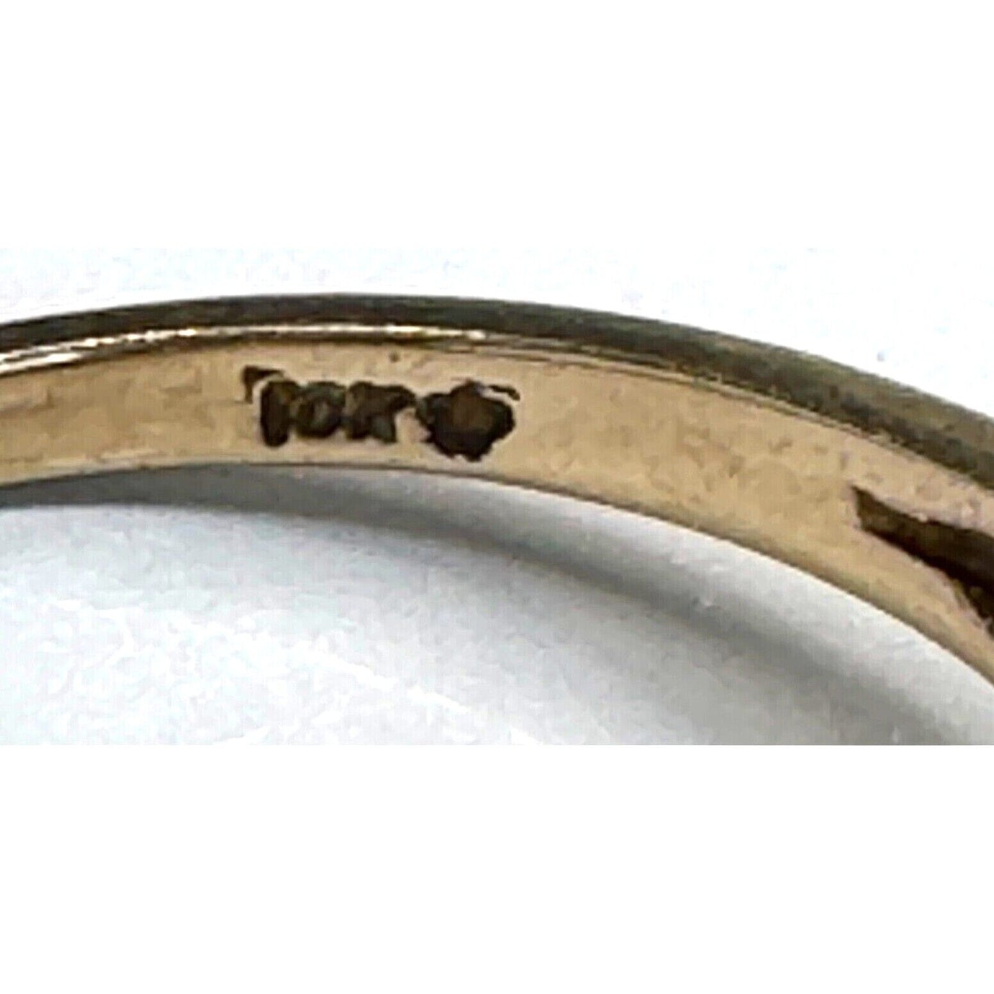 YELLOW GOLD AND DIAMOND PIESR SHANK HEART RING SIZE 3.75 SKY