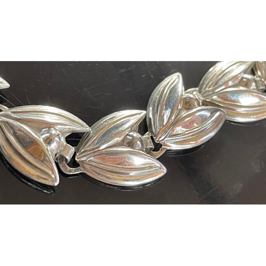 BEAU 925 STERLING SILVER LEAVES LINKS  BRACELET SKY