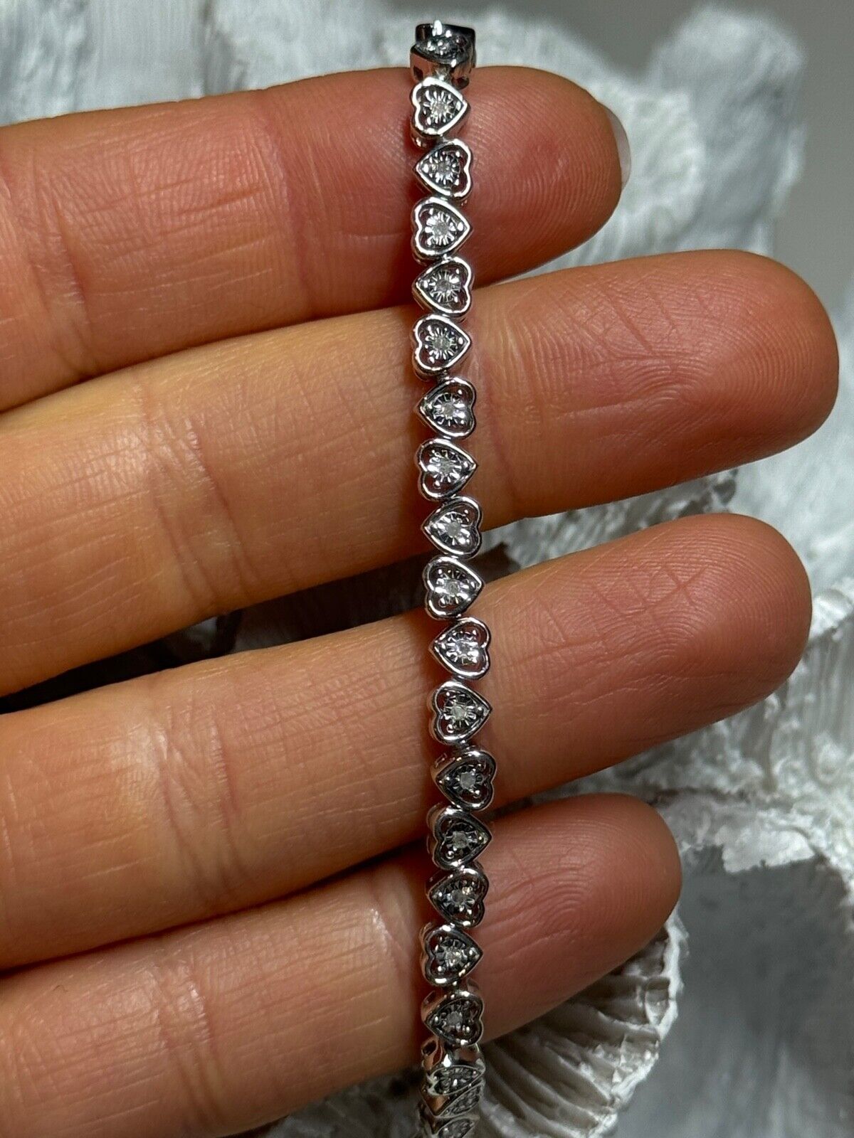 925 STERLING SILVER WHITE SAPPHIRE HEART BRACELET SIZE 7 Inch