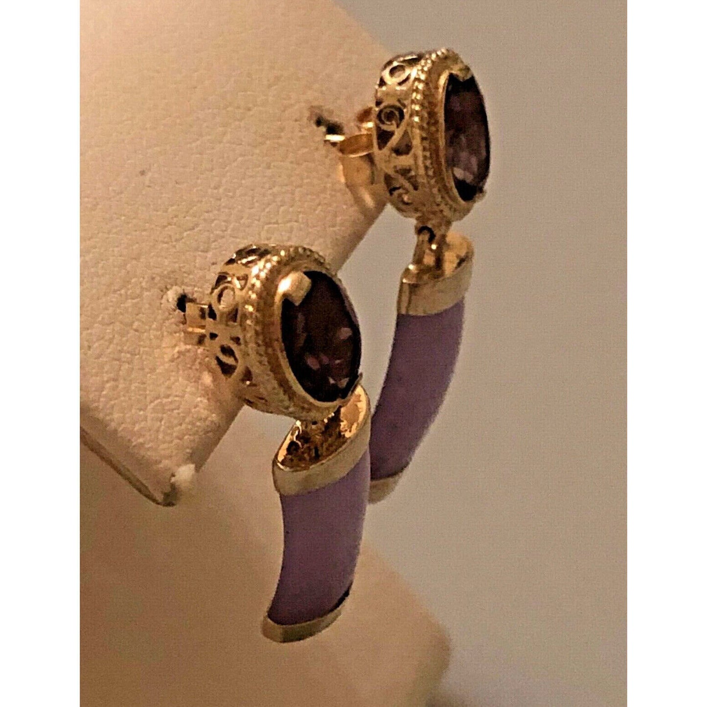 14 K YELLOW LAVENDER CHALCEDONY & AMETHYST EARRINGS. SKY