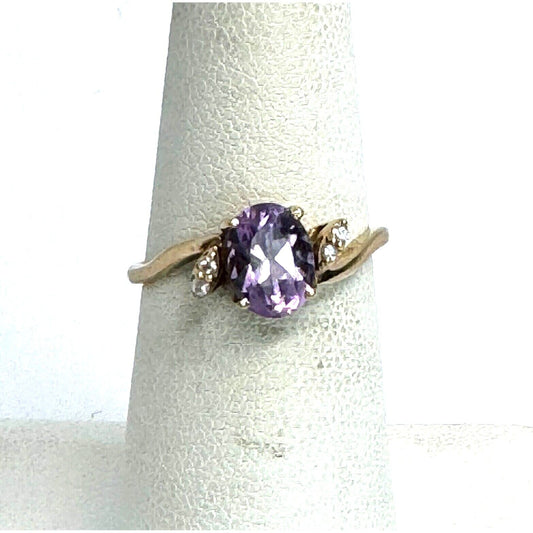 YELLOW GOLD AMETHYST AND DIAMOND COCKTAIL RING SIZE 6.5 SKY