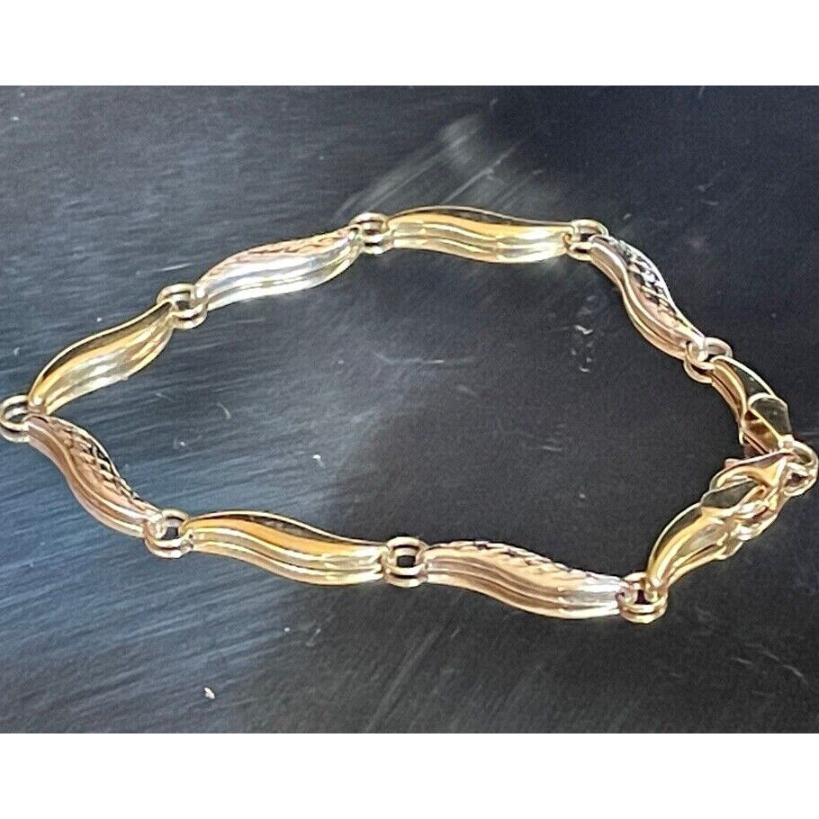 ELEGANT BI-TONE YELLOW GOLD  BRACELET SKY