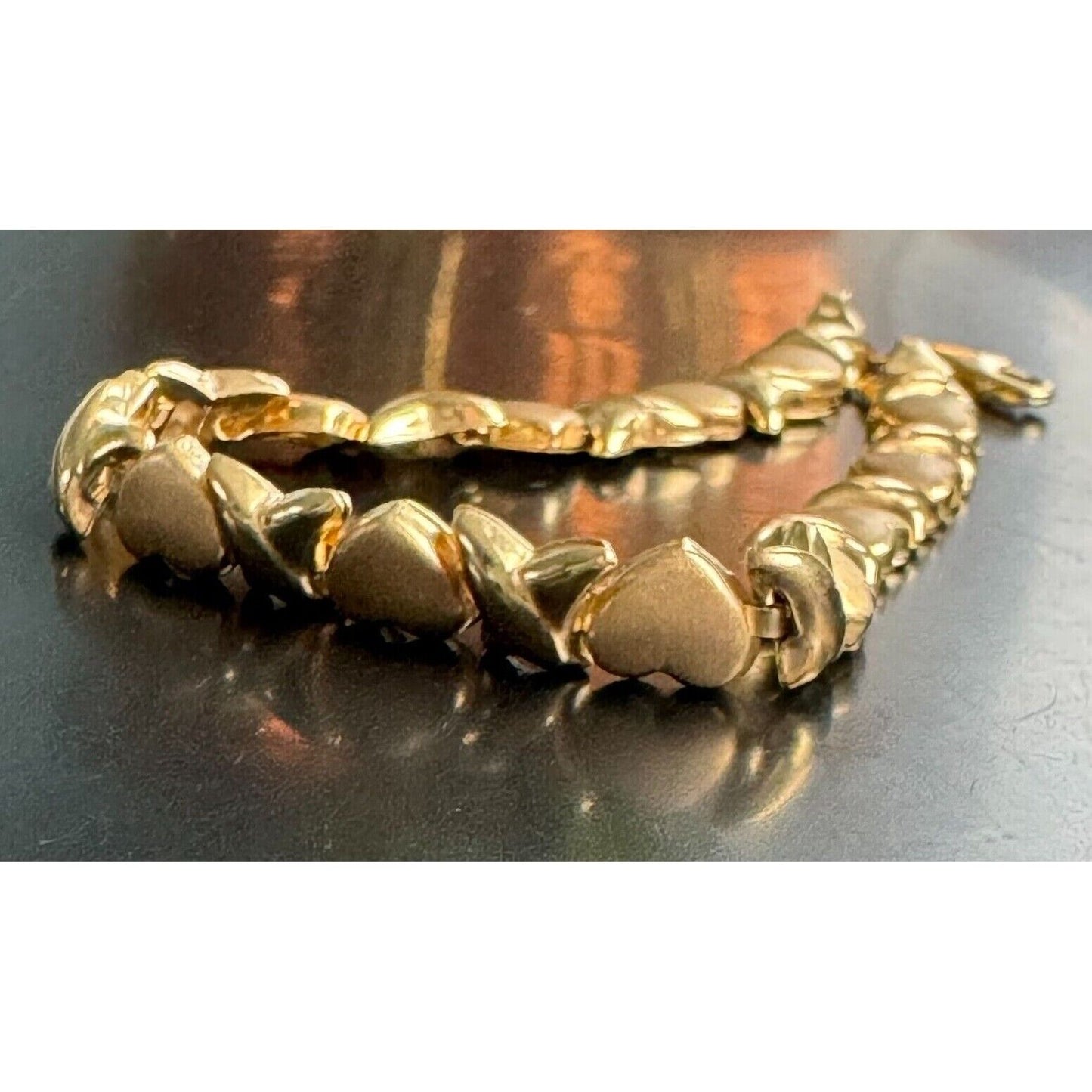 DIL ITALY YELLOW GOLD HUGS AND KISSES HEART BRACELET SKY