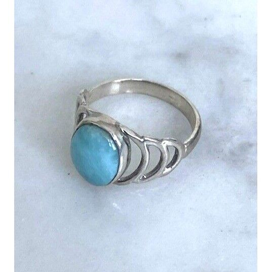 925 STERLING SILVER AND LARIMAR RING SIZE 5.75 SKY