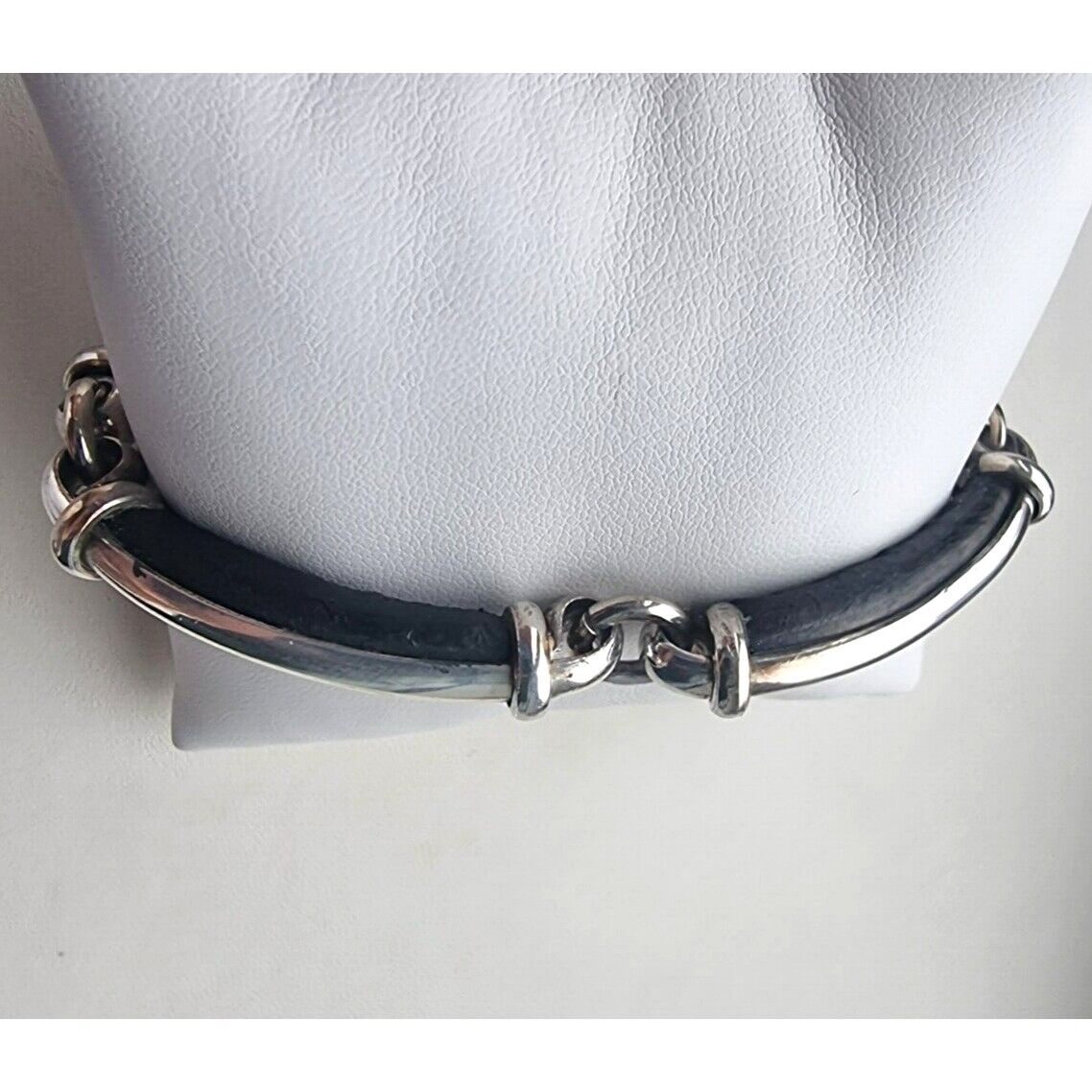 925 STERLING SILVER AND LEATHER LINK TOGGLE BRACELET  8.5 INCH AT