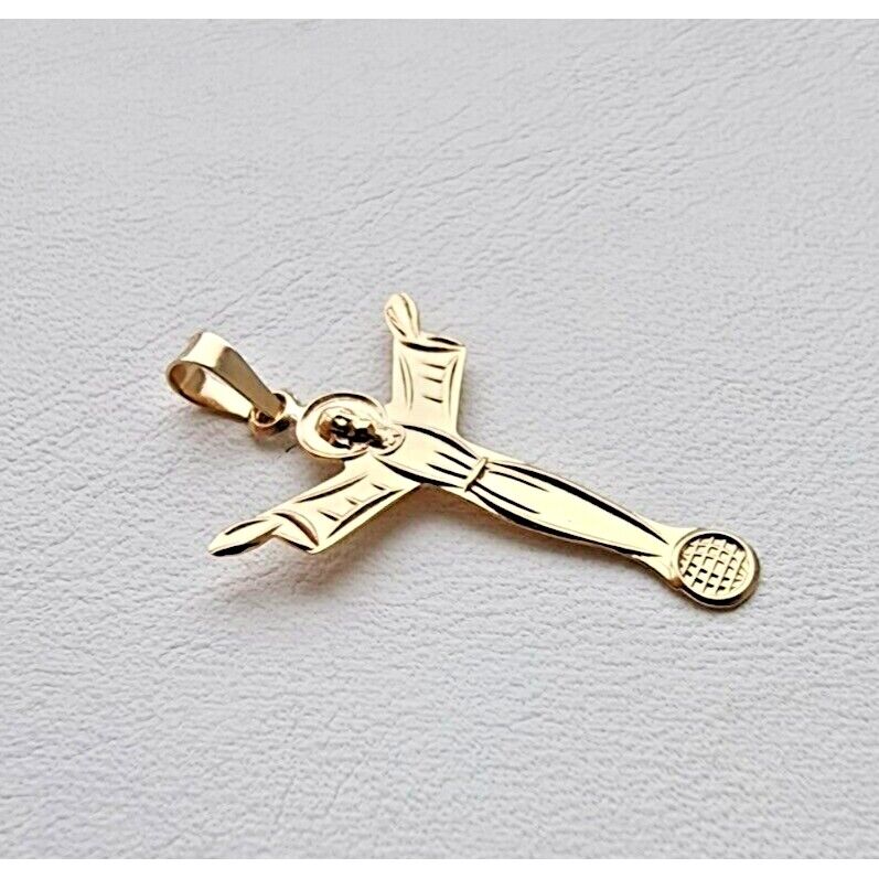 14K YELLOW GOLD OPEN ARMS EMBRACING JESUS CHARM PENDANT AT