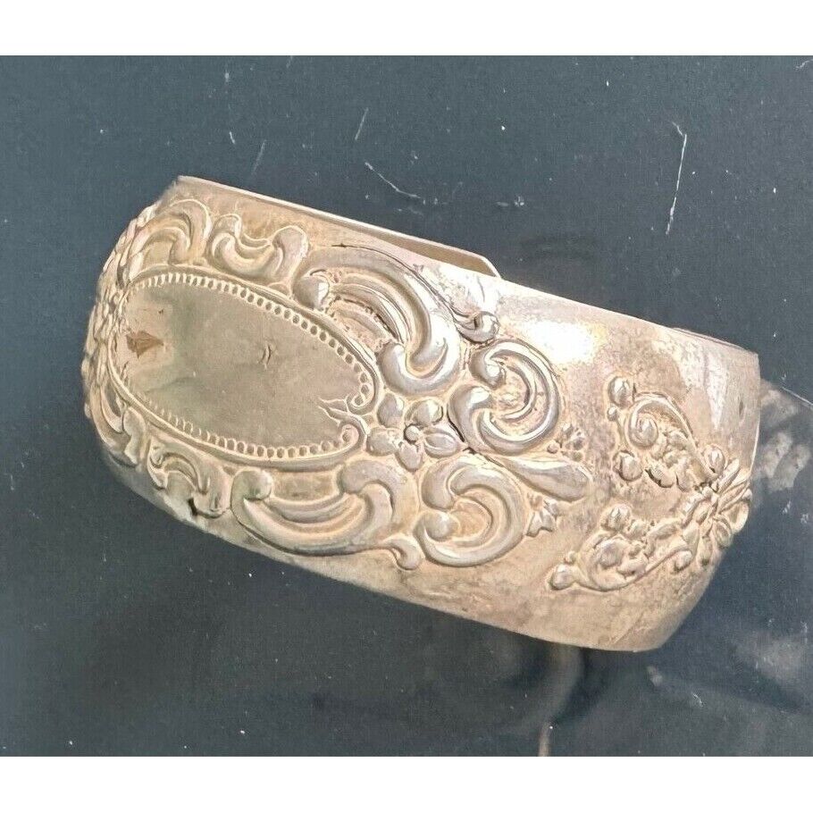 BEAU 925 STERLING SILVER EMBOSSED LACE CARTOUCHE CUFF  BRACELET SKY