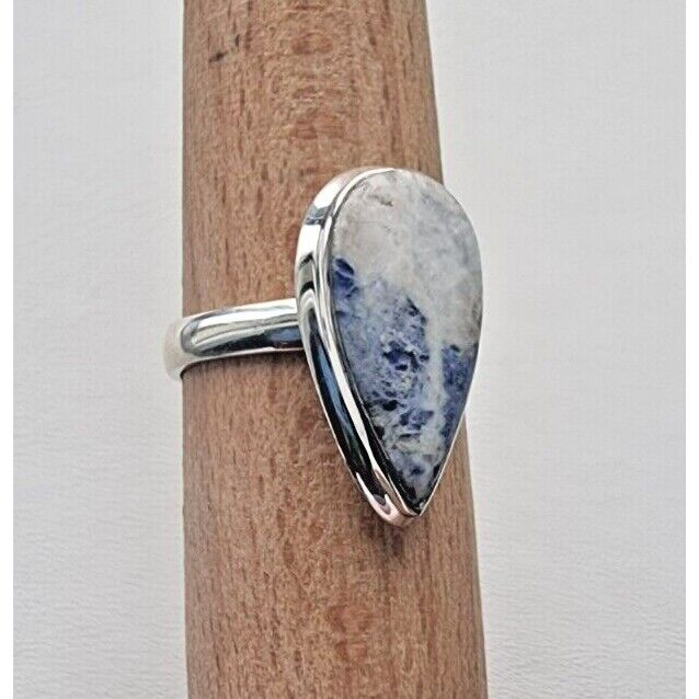 925 STERLING SILVER NATURAL   21x12 mm pear  BLUE SODALITE  RING SIZE 10.25 AT