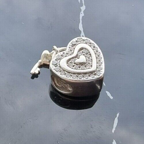 NINA 925 STERLING SILVER HEART AND KEY LOVE YOU FOREVER CHARM AT