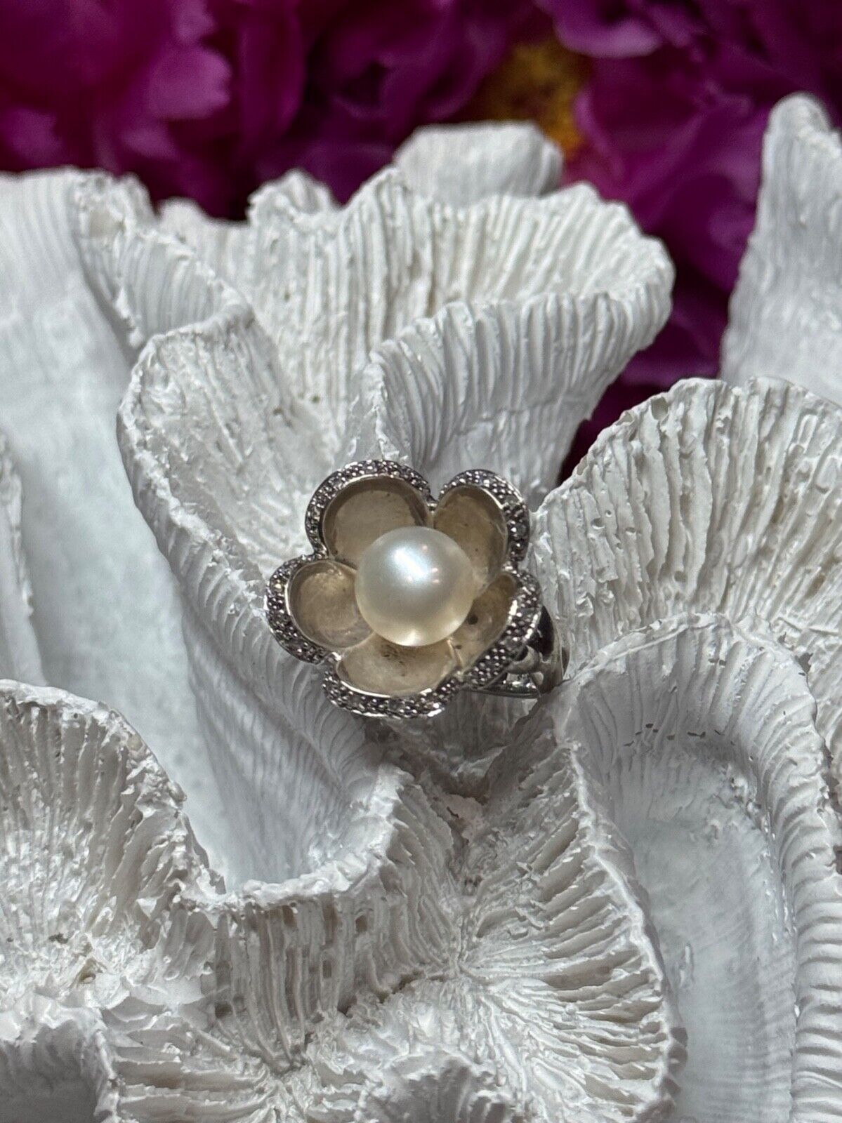 925 STERLING SILVER PEARL & WHITE SAPPHIRE FLOWER RING SIZE 5.5