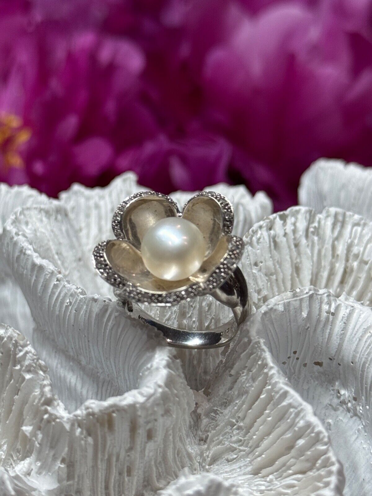 925 STERLING SILVER PEARL & WHITE SAPPHIRE FLOWER RING SIZE 5.5