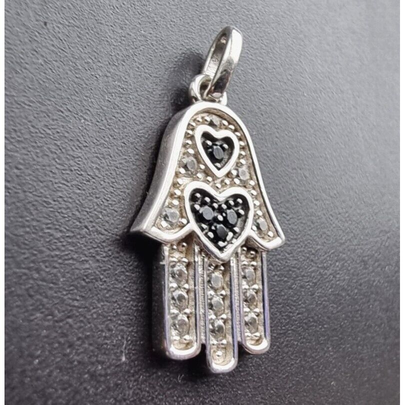 YGI 925 STERLING SILVER HAMSA BLACK ONYX HEARTS PENDANT AT