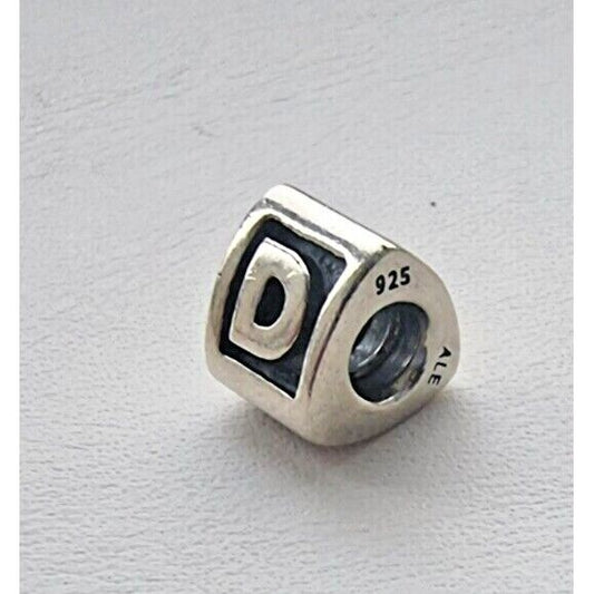 PANDORA AUTHENTIC LETTER D 925 STERLING SILVER RETIRED CHARM 790323D AT