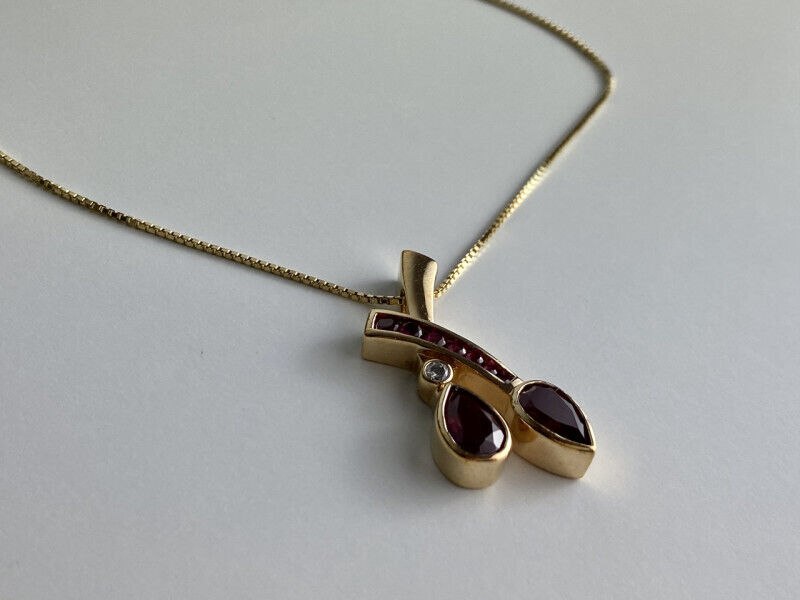 925 STERLING SILVER GOLD PLATED RUBELLITE & CZ CHAIN WITH PENDANT