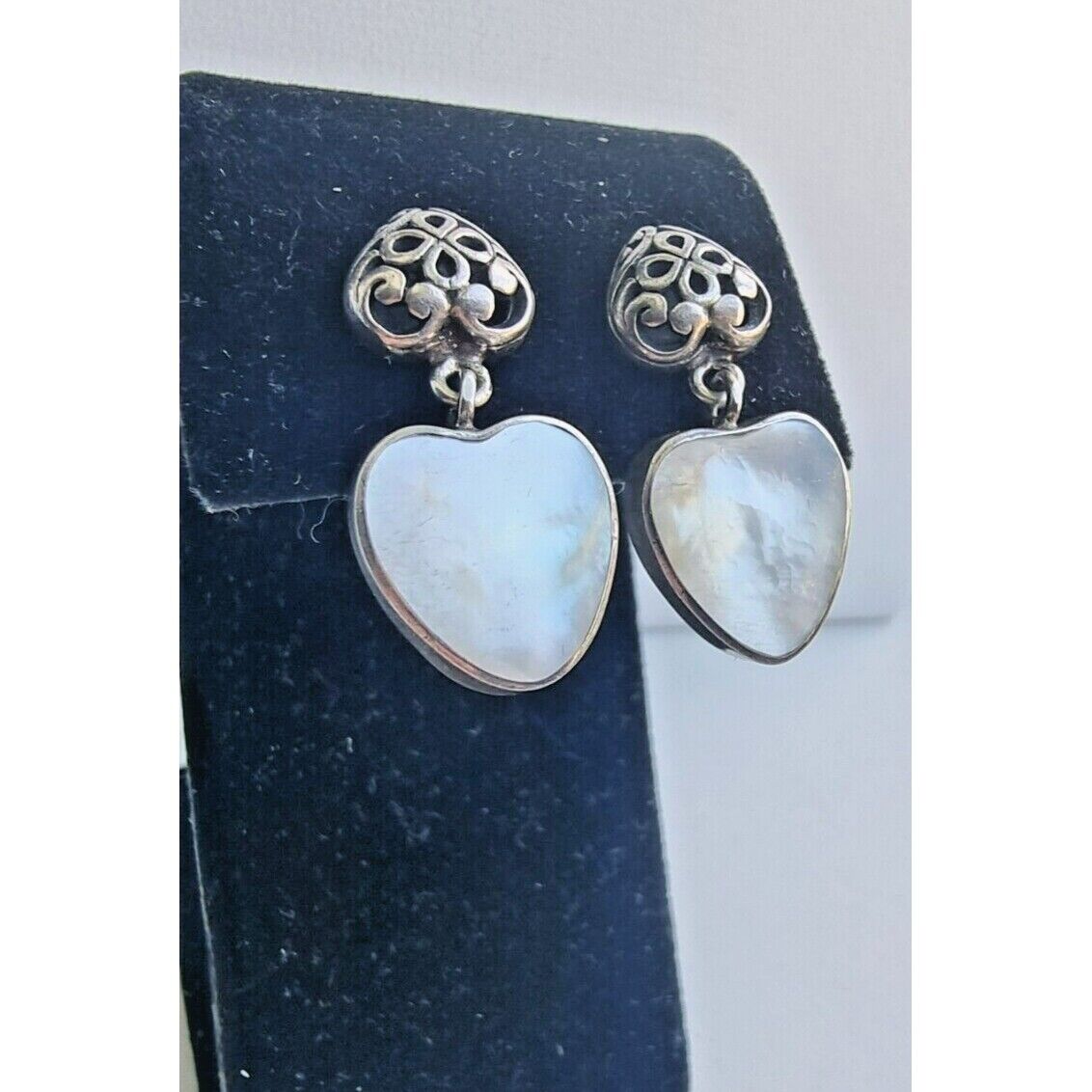 VINTAGE 925 STERLING SILVER MOTHER OF PEARL HEARTS EARRINGS AT