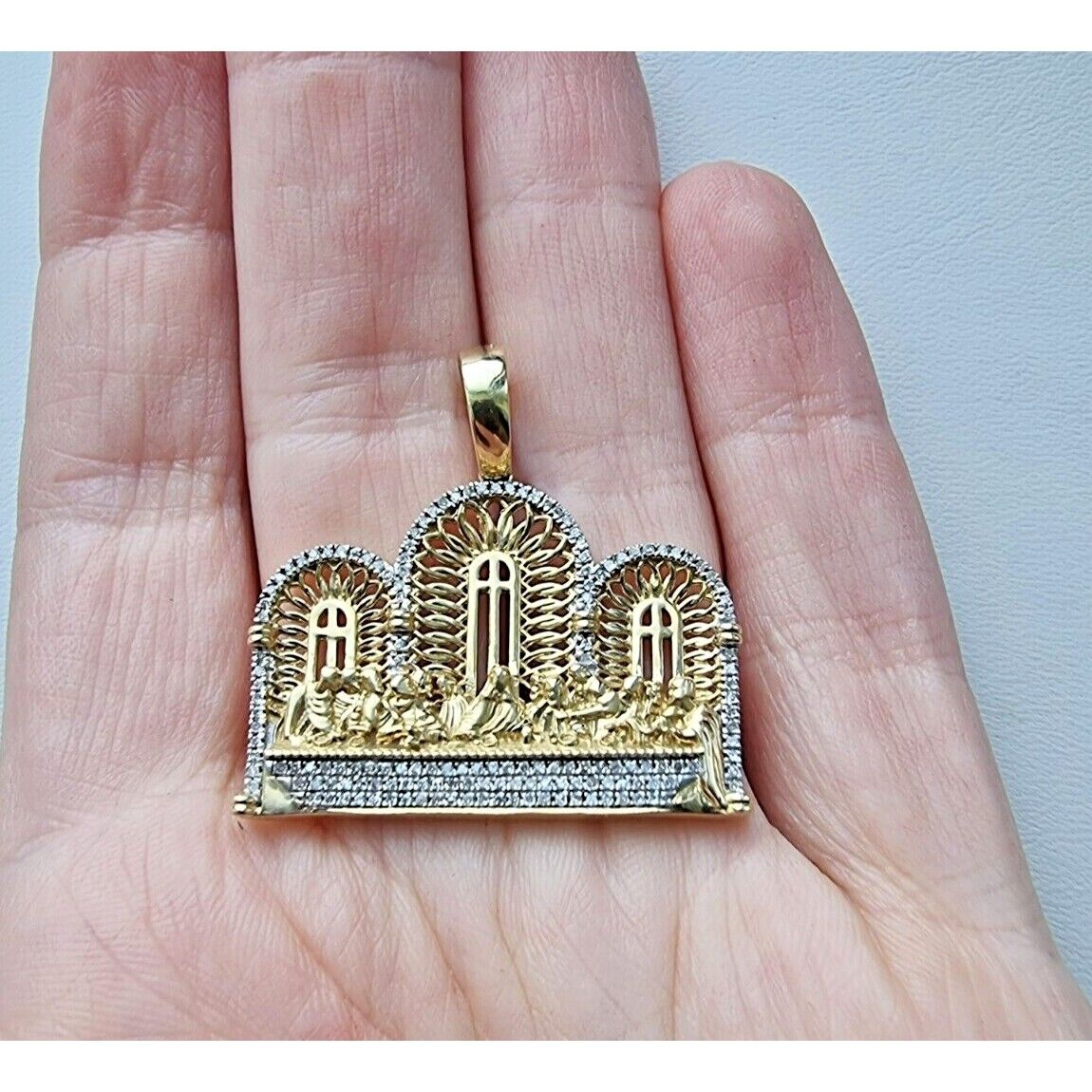 10K YELLOW GOLD DIAMOND JESUS APOSTLES LAST SUPPER PENDANT AT