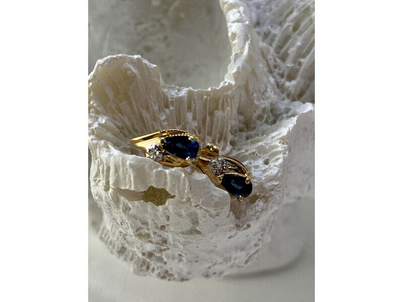 14K YELLOW GOLD SAPPHIRE & DIAMONDS EARRINGS