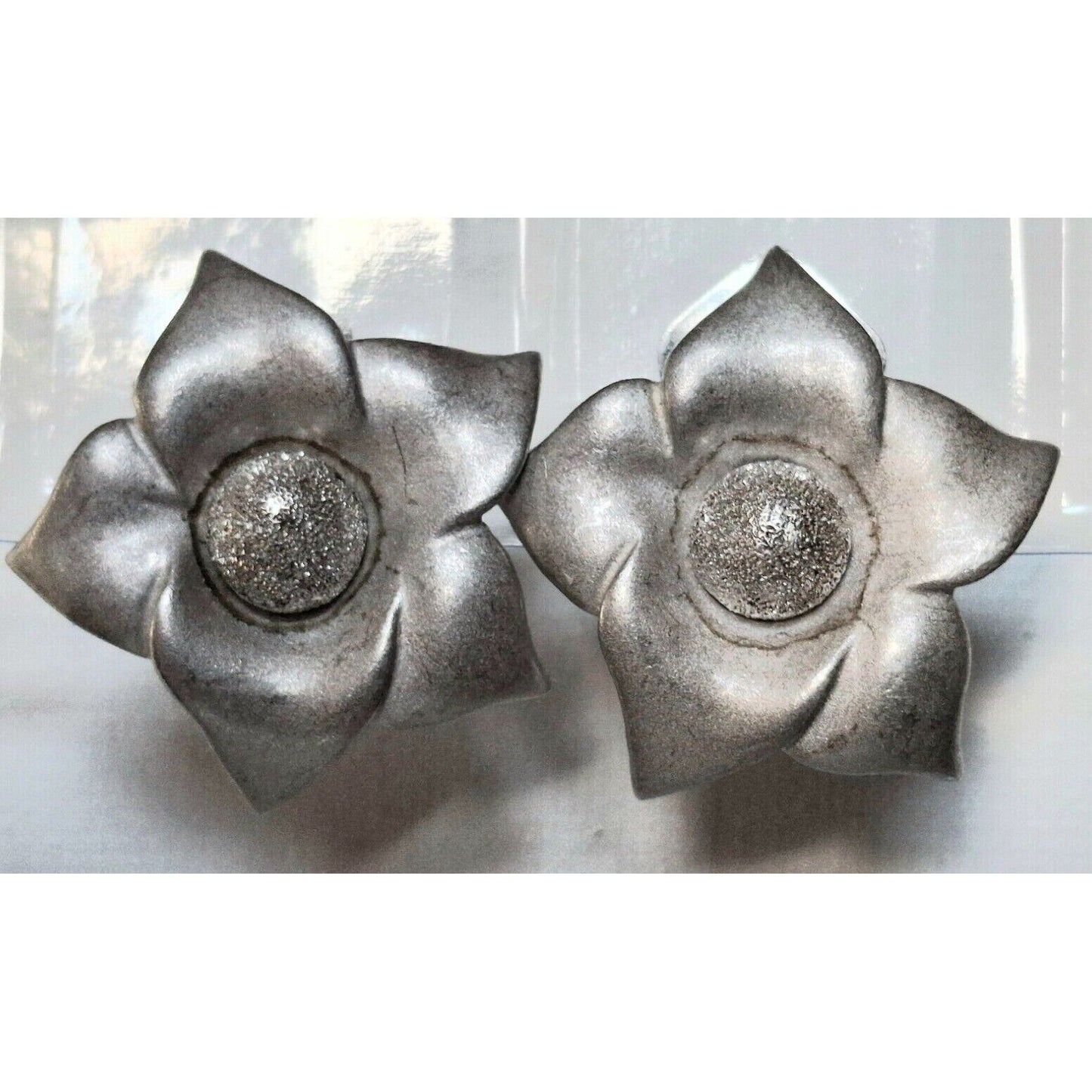 FLLI MENEGATTI  ITALY 925 STERLING SILVER FLOWER DESIGN  EARRINGS SKY